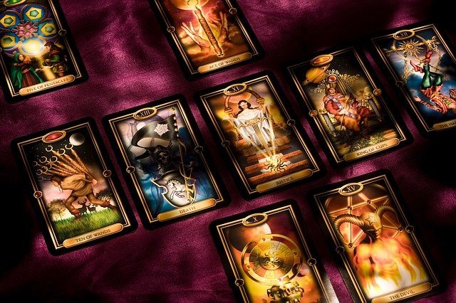 Tarot Card Reading in English